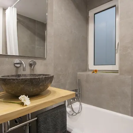 Apartment Zoe By Oldtown Ss